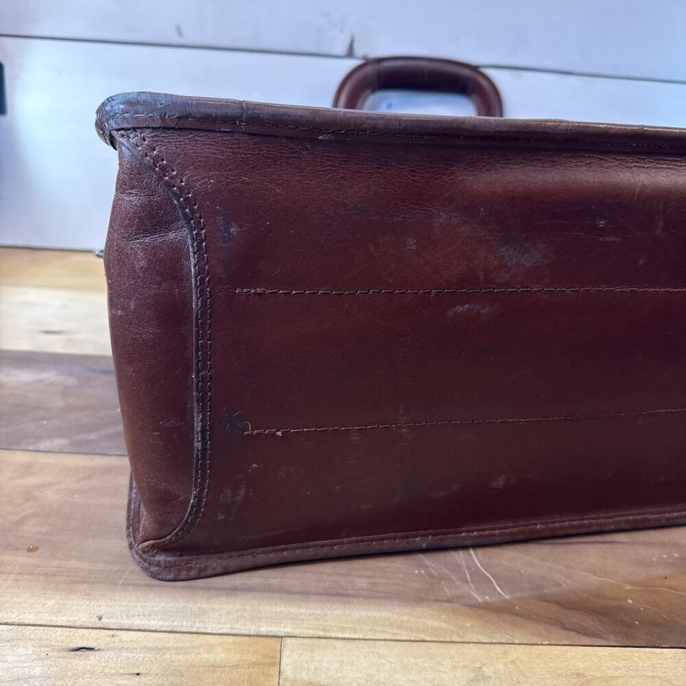 Vintage McKlein Leather Briefcase Travel Bag Brown 18x13x7 Some Scratches - Picture 15 of 16